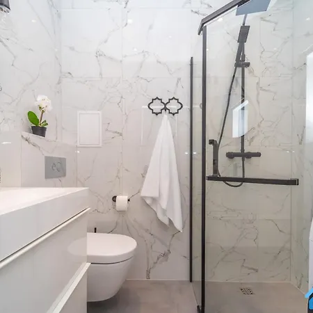 Nowoczesny 3city W Gdyni Z Parkingiem By Renters Апартаменты *